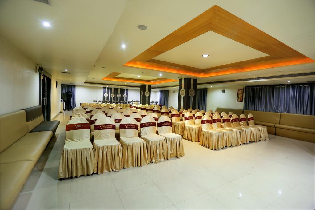 Hotel Sitara Grand Hyderabad Luaran gambar