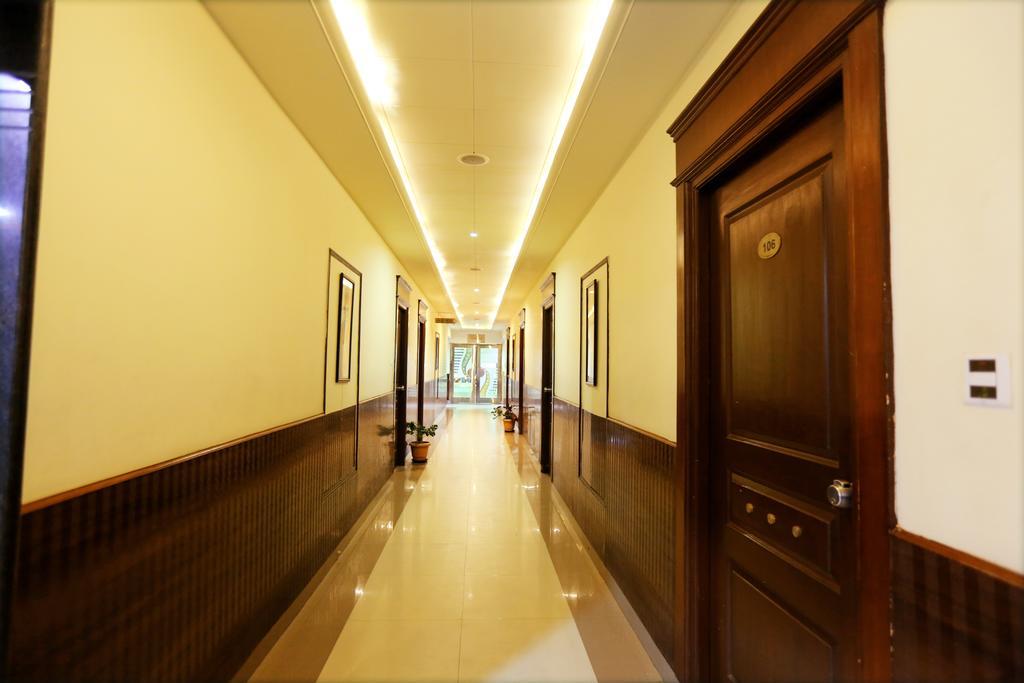 Hotel Sitara Grand Hyderabad Luaran gambar